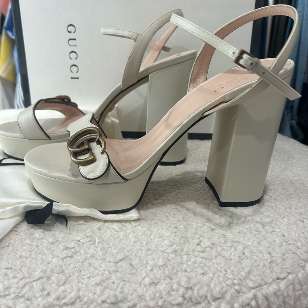 Gucci Mystic White Block Heel Scandal.  Size 40.  Gently used - Picture 6 of 9